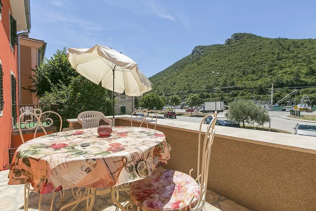 Haus In Istrien Direkt Am Meer Plomin Holiday home